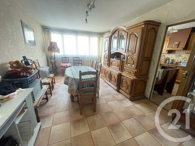 Appartement F4 à vendre - 4 pièces - 79.01 m2 - ALLONNES - 72 - PAYS-DE-LOIRE - Century 21 Harmony